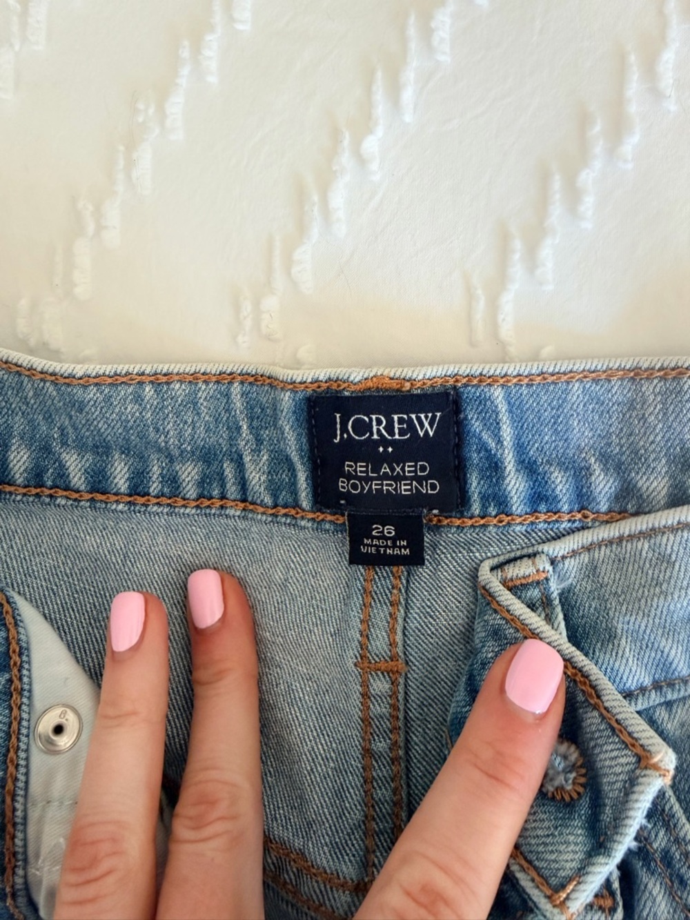 J Crew Relaxed Boyfriends Jeans - Picture 2 of 3